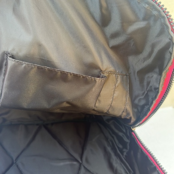 New GUESS Unisex Multicolor Backpack - Picture 8 of 9